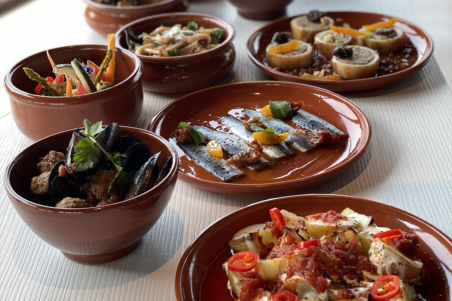 DEGVSTA ENTREVIÑAS, NUEVA PROPUESTA ENOGASTRONÓMICA